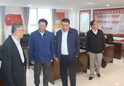 青海省副省長、省國資委黨委書記、主任王黎明，蒞臨省物產(chǎn)集團調(diào)研指導工作